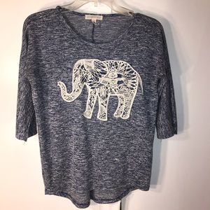 Aeropostale lace elephant size medium